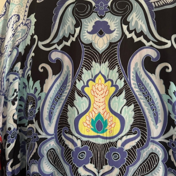 Free People multicolor print Kimono. 100% Viscose - Picture 7 of 13